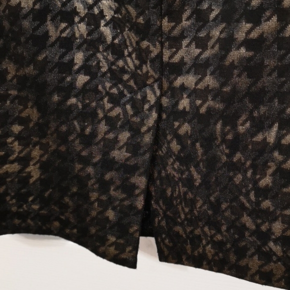 Tribal Bronze and Black Checkered Jacket and Skirt - Picture 6 of 9